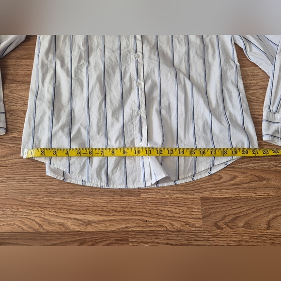 Banana Republic Men's Shirt - Picture 6 of 8